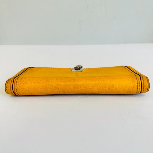 AUTHENTIC CELINE SOFT LEATHER WALLET WITH CHAIN STRAP YELLOW  WC-SA-0108 - Picture 4 of 12